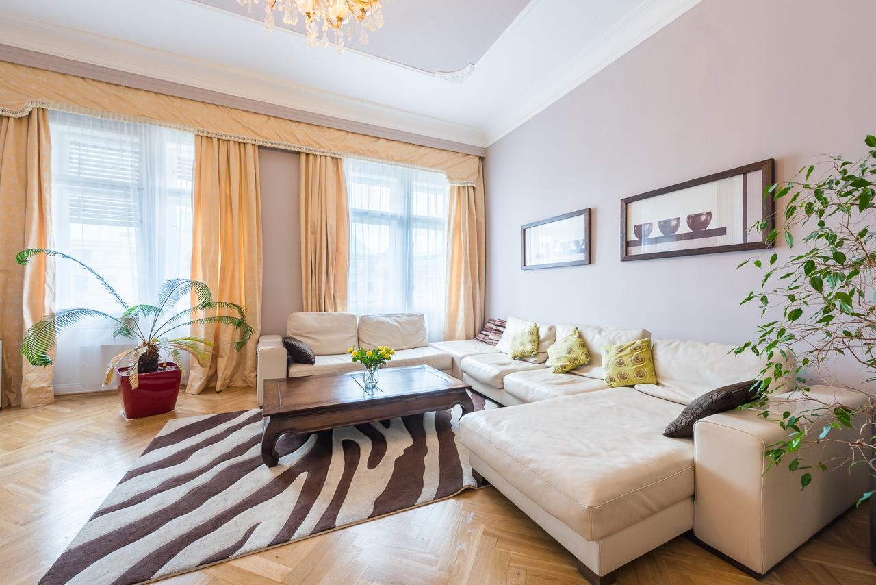 Wenceslas Square Apartment Πράγα Εξωτερικό φωτογραφία